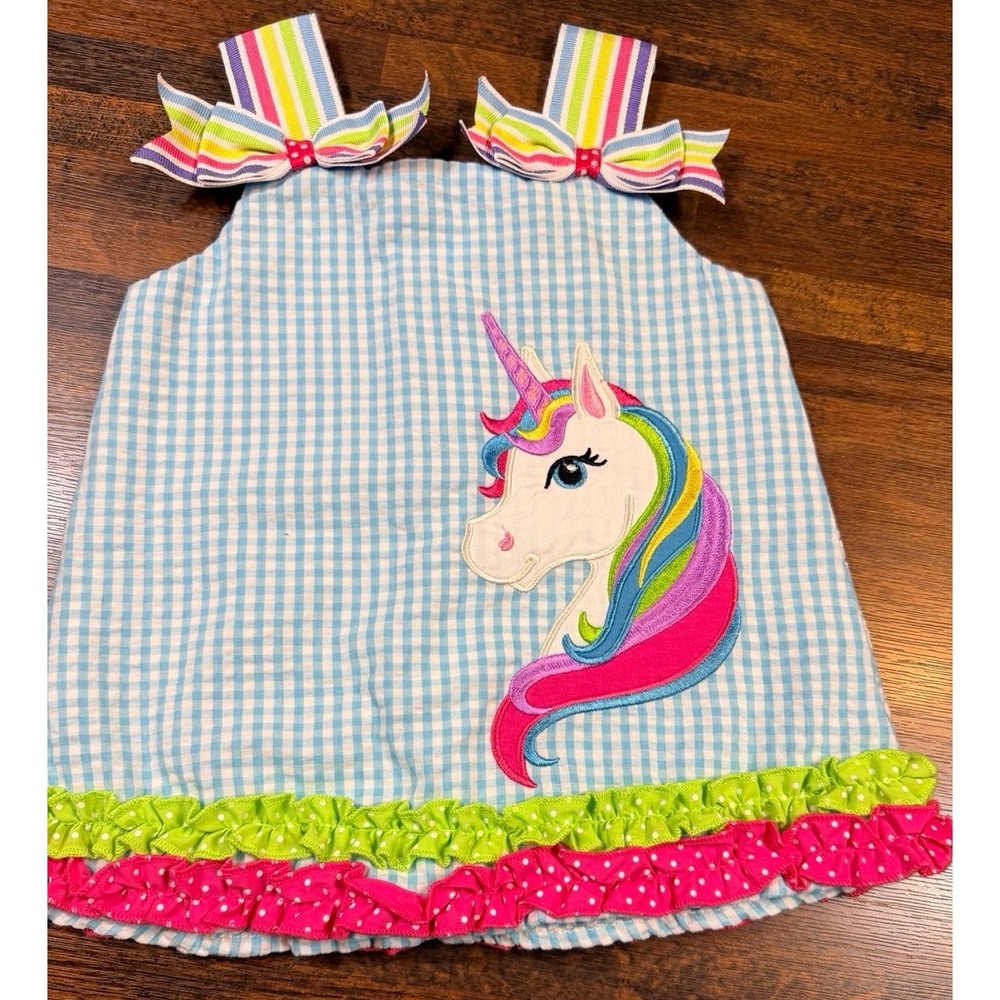 Vintage 90s Y2K seersucker gingham dress w/ unicorn & ruffle.  Size 6/9 months